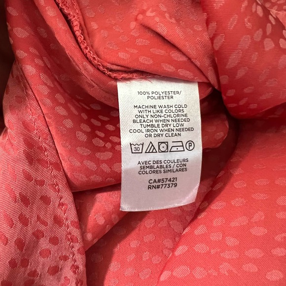 ✨SOLD✨Ann Taylor Pink Pin Dot Satin Flutter Sleeve Blouse - Picture 6 of 6